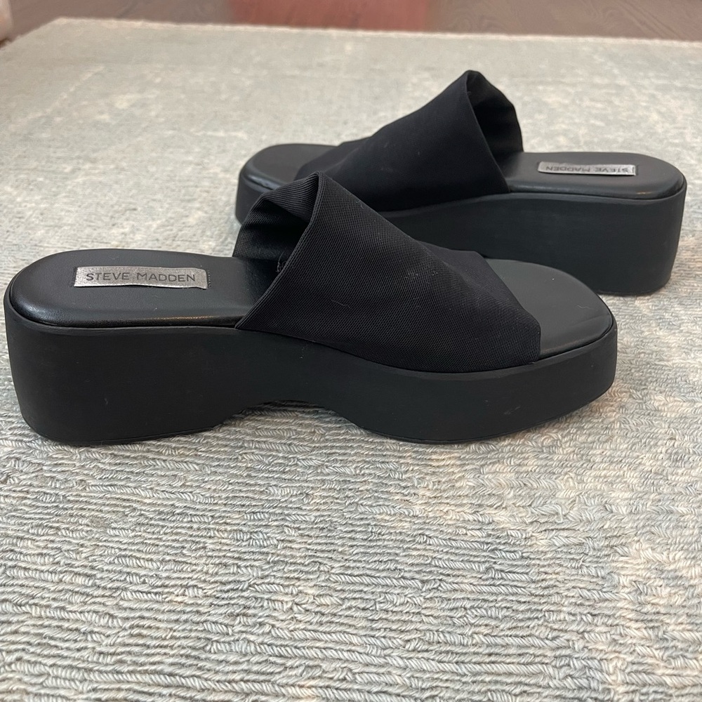 Steven madden platform Sandals